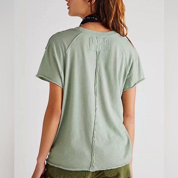 Buckle BKE distressed t-shirt - Picture 3 of 8